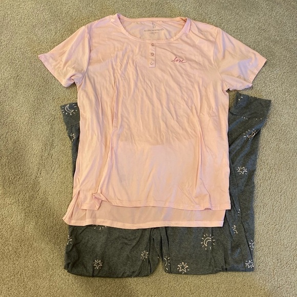 Ellen Degeneres Other - 𝅺ELLEN Degeneres Pajama Set